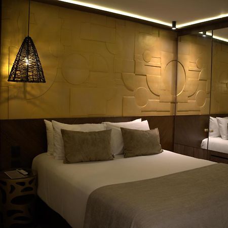 Golden Valley Hotel 麦德林 外观 照片