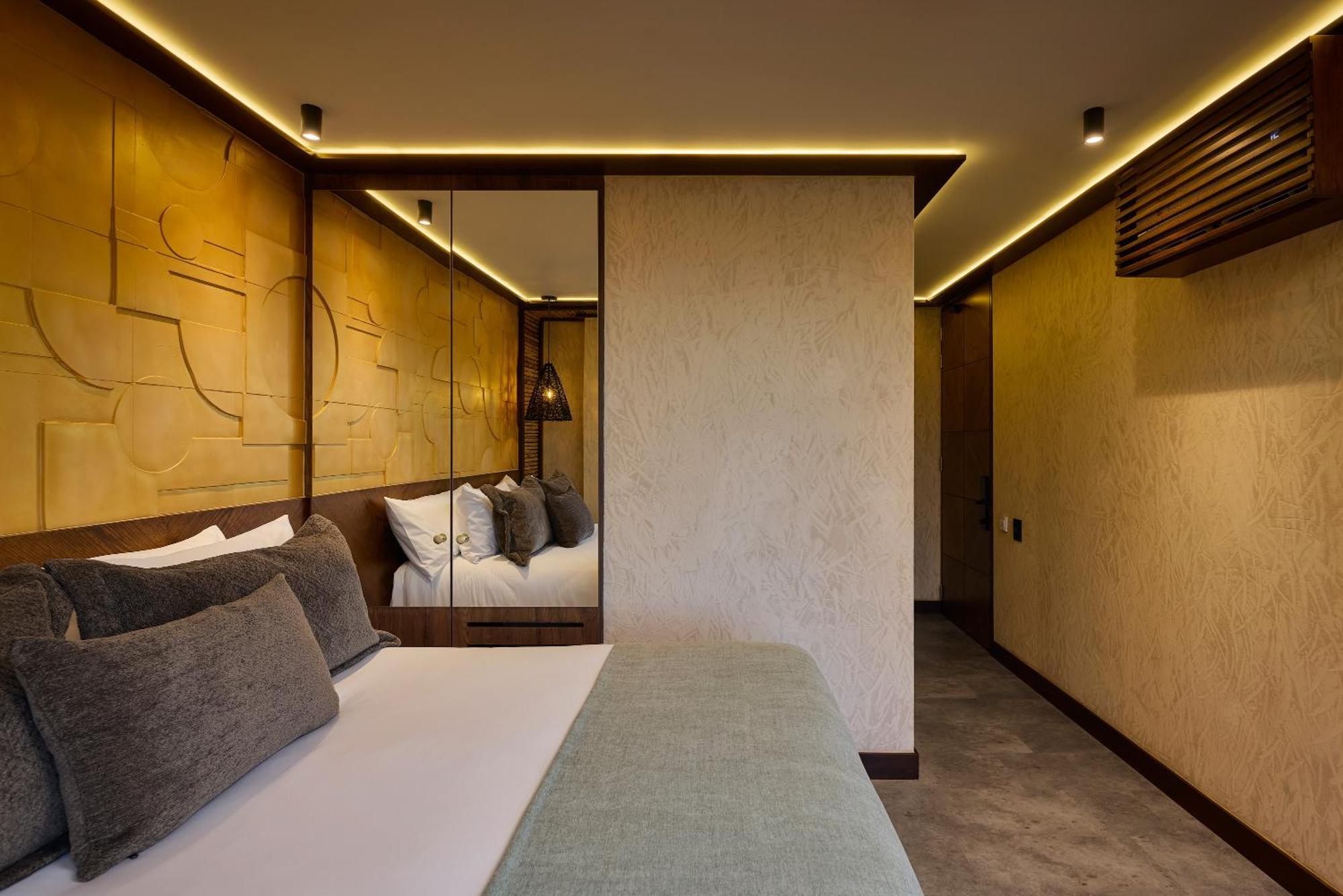 Golden Valley Hotel 麦德林 外观 照片